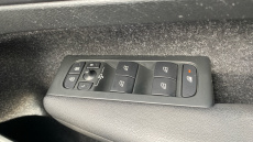 Volvo Xc40 2.0 T4 R DESIGN Pro 5dr Geartronic Petrol Estate